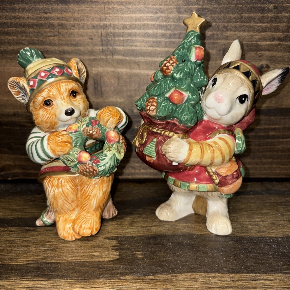 FITZ & FLOYD "CHRISTMAS LODGE" SALT & PEPPER SHAKER SET Ceramic RABBIT & BEAR